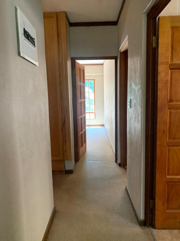 5 Bedroom Property for Sale in Wilkoppies North West